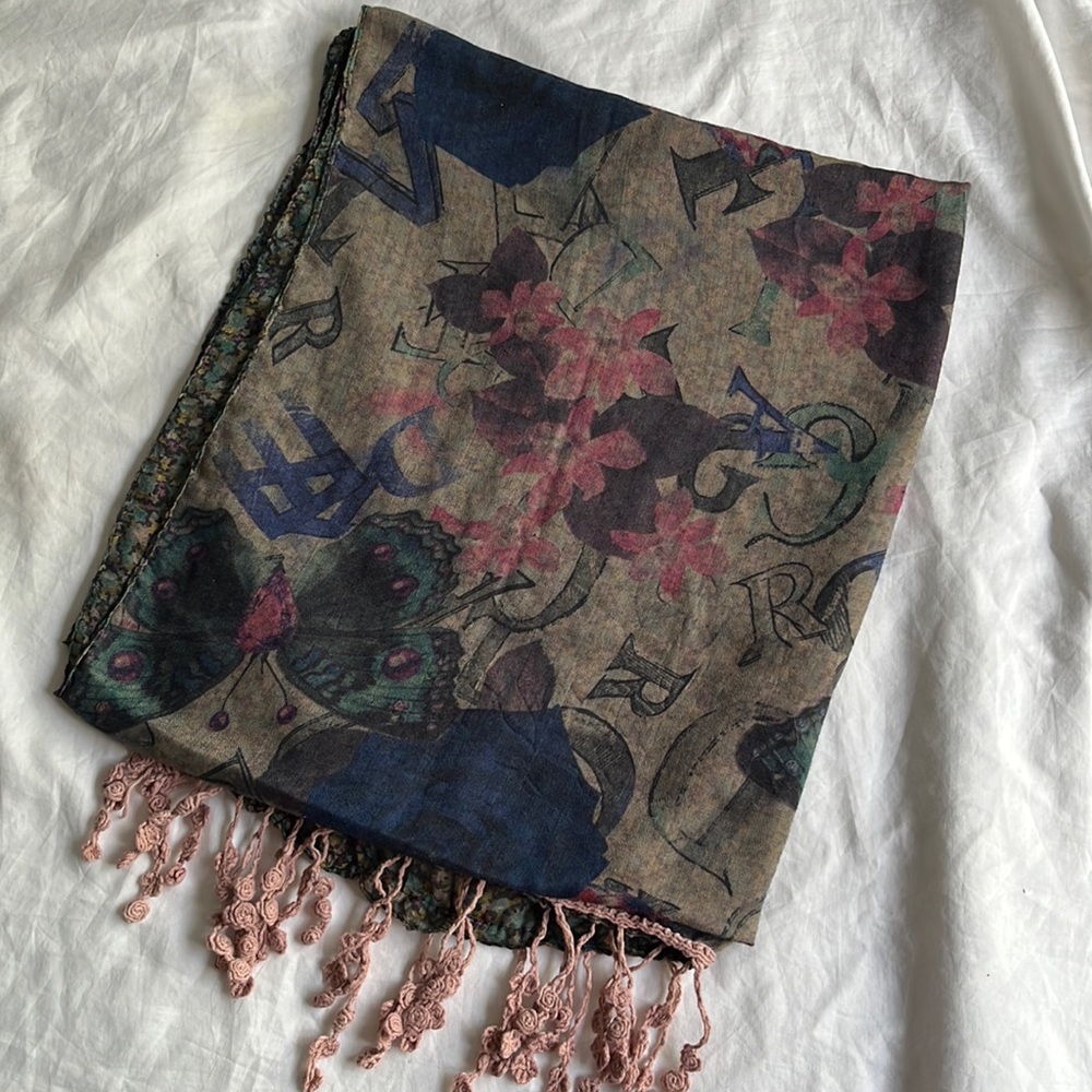 Rectangular 2 sided scarf